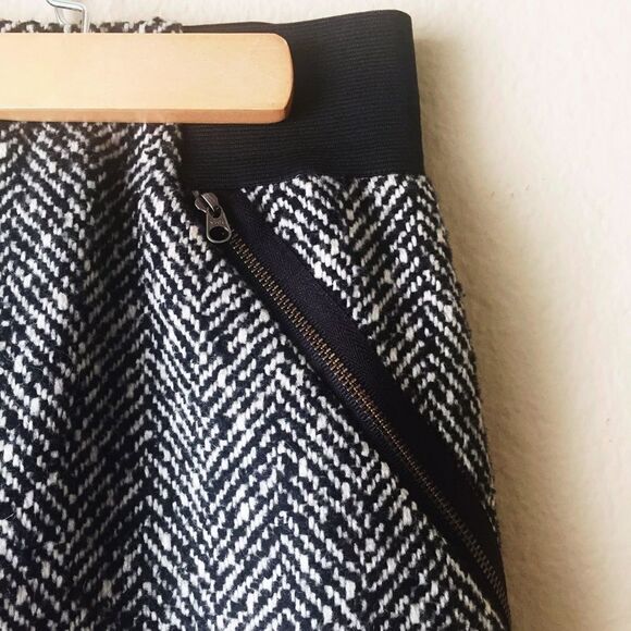 ✨HP ✨Halogen Wool Blend Pencil Skirt✨ - Picture 4 of 5